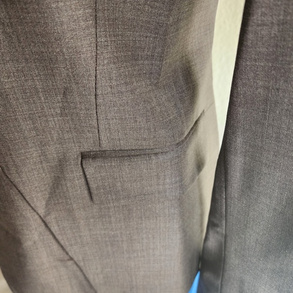 Halston Blazer - Picture 3 of 7